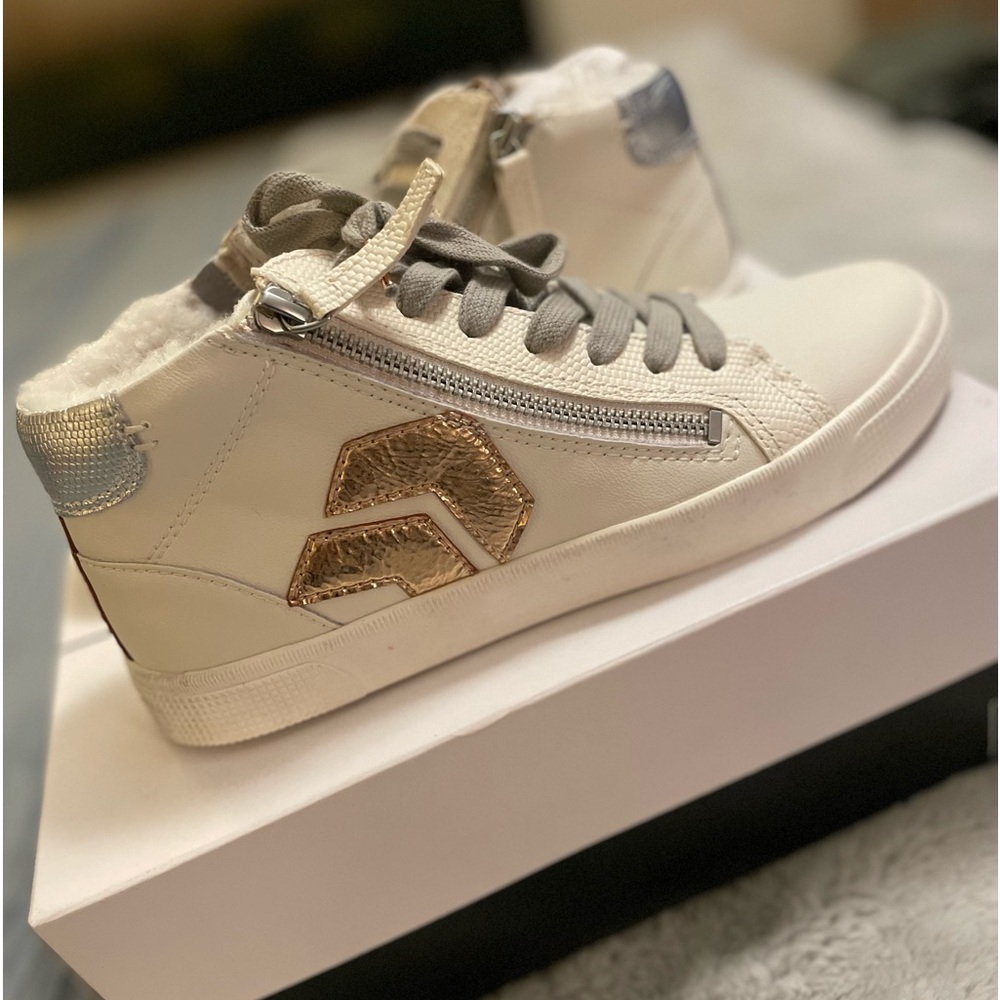NIB Dolce Vita Zonya Plush White Multi Leather high top sneakers sz 8
